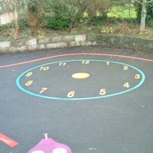 Decomark Asfaltspel Klocka