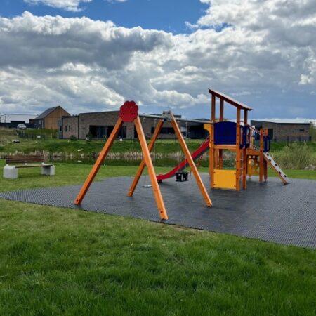 Lekställning HECTOR